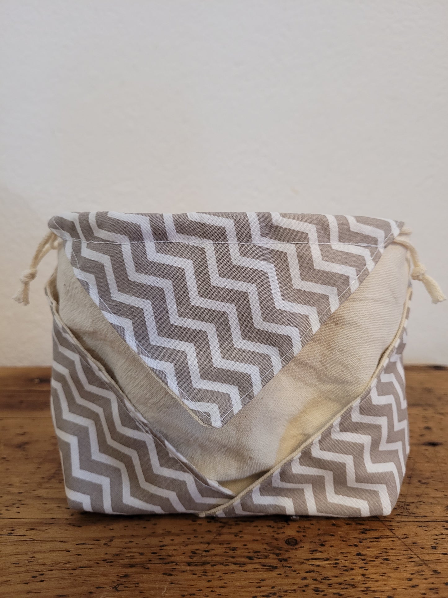 The striped pouch and its 10 washable cottons